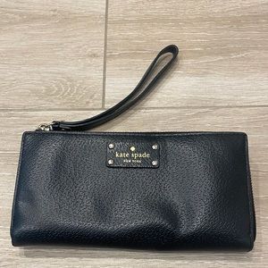 Black Kate Spade wristlet & wallet. No tags but never used.